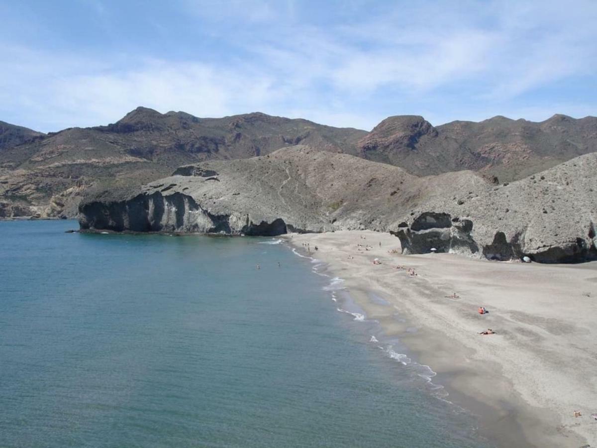 Moderno Apartamento Con Vistas Al Mar ラス・ネグラス エクステリア 写真